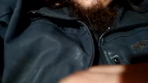 Snapshot of longone2600 chatting on 11/01/25, 02:02 longone2600 online show from 11/01/25, 02:02