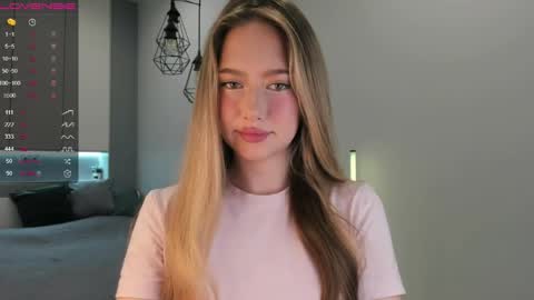Snapshot of longoriaeva chatting on 06/09/26, 01:56 Eva online show from 06/09/26, 01:56