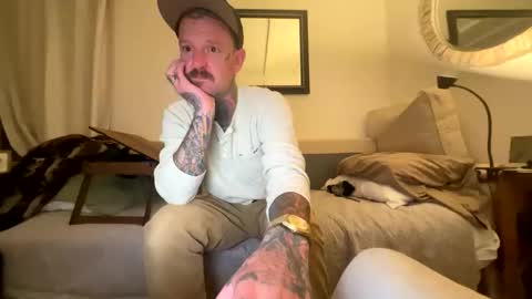 Snapshot of longwalksonthebeach69 chatting on 03/03/26, 11:38 longwalksonthebeach69 online show from 03/03/26, 11:38