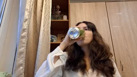 Kelly u can call Kelik online show from 12/17/25, 08:09