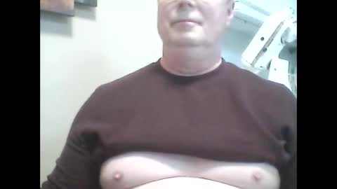 look823 online show from 10/30/25, 07:47