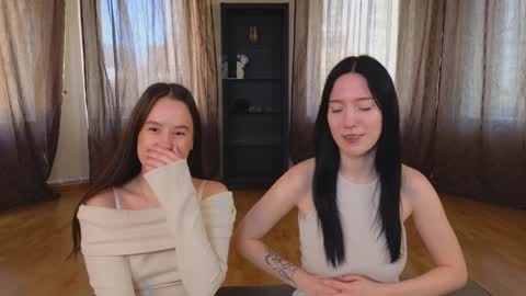 Snapshot of lookatmehabibi_ chatting on 09/17/25, 05:09 Adele Ellie and Lou Sally Dana and Bonnie online show from 09/17/25, 05:09