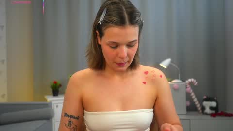  Adele Ellie and Lou   Sally Dana and Bonnie online show from 12/19/25, 03:13