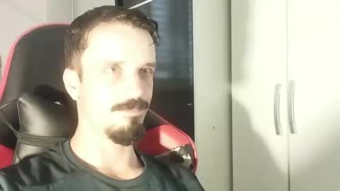 Lucas online show from 12/29/24, 01:38