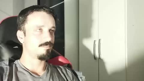 Lucas online show from 01/20/25, 12:18