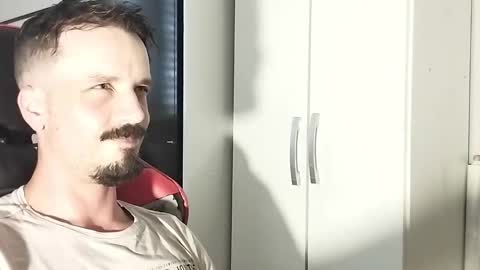 Lucas online show from 02/26/25, 02:03