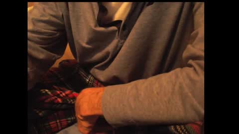 looking469 online show from 12/31/24, 05:22