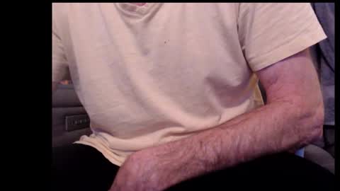 looking469 online show from 11/25/25, 06:08