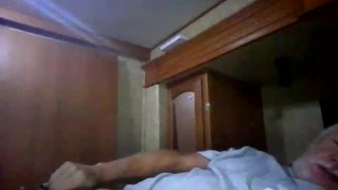 Snapshot of lookingagain181 chatting on 09/11/25, 11:32 lookingagain181 online show from 09/11/25, 11:32