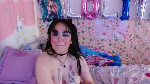 Snapshot of looltalizekatana chatting on 01/18/25, 11:00 alize online show from 01/18/25, 11:00