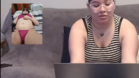 Snapshot of loqurasxxx32 chatting on 02/27/25, 04:32 Loqurita online show from 02/27/25, 04:32