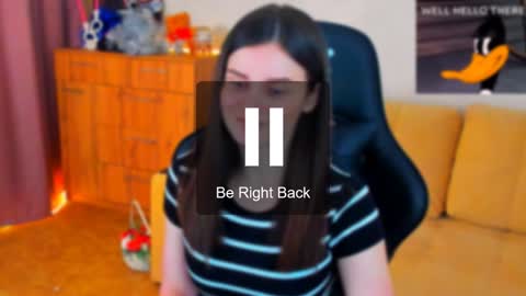 Snapshot of lora_cain chatting on 12/27/24, 11:10 Lora Cain online show from 12/27/24, 11:10