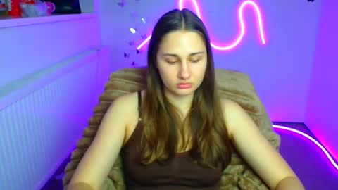 Lora online show from 04/04/26, 05:38