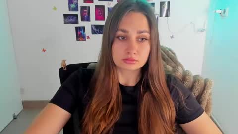 Snapshot of lora_kisses chatting on 07/08/26, 05:34 Lora online show from 07/08/26, 05:34