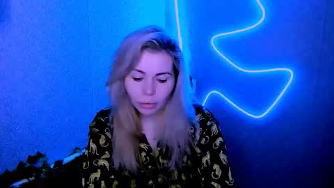 Lora online show from 03/03/26, 03:12