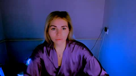 Lora online show from 03/31/26, 02:57