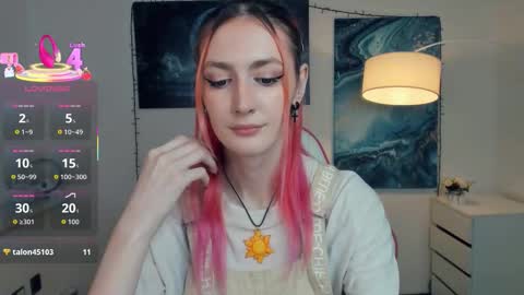 Lora online show from 10/26/25, 11:27