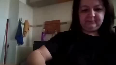 Lora online show from 01/31/25, 10:31