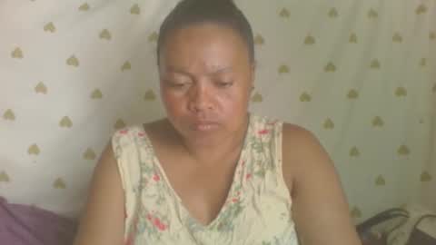 LorahVane online show from 04/14/26, 12:00