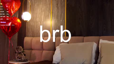 Snapshot of loraineluff chatting on 03/03/25, 08:21 Loraine online show from 03/03/25, 08:21