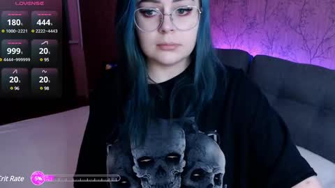 Lora online show from 12/06/24, 01:51