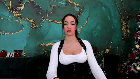 Snapshot of lorawarnner chatting on 12/13/24, 08:20 Miss online show from 12/13/24, 08:20