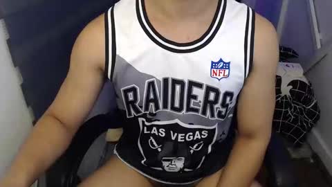 Macky online show from 11/24/25, 02:44