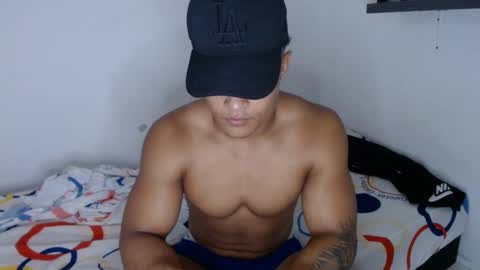 Snapshot of lordblaze_ chatting on 09/13/25, 11:48 Dominic online show from 09/13/25, 11:48