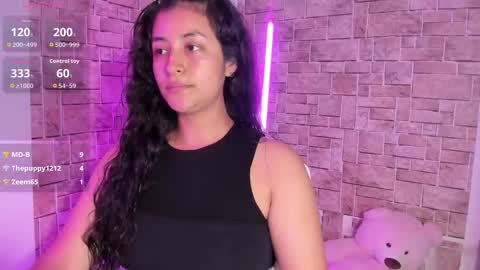 lore_rey online show from 02/22/26, 12:34