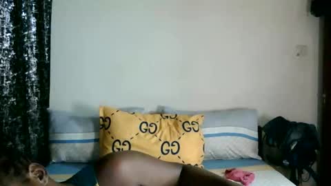 loreen online show from 11/24/25, 07:02