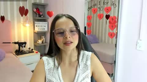 lorelaigiven online show from 02/14/25, 12:25