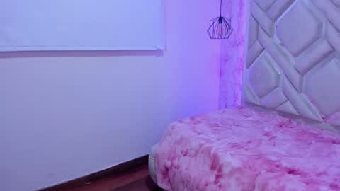 lorem_adams online show from 01/24/25, 05:53