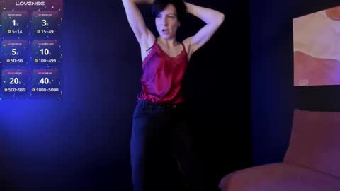 Loren online show from 02/19/25, 02:12