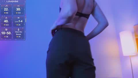 Loren online show from 12/03/25, 02:48