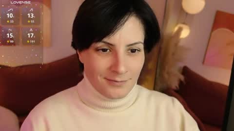 Snapshot of loren_daze chatting on 04/22/26, 06:27 Loren online show from 04/22/26, 06:27