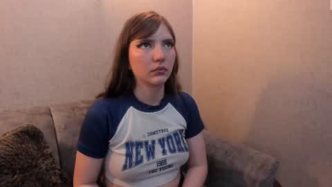 Snapshot of loren_jacksoon chatting on 08/04/26, 12:52 Loren online show from 08/04/26, 12:52
