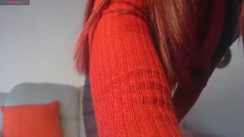 Snapshot of loren_queen_ chatting on 08/03/26, 02:00 Loren online show from 08/03/26, 02:00