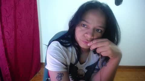 lorena494103 online show from 09/13/25, 08:30