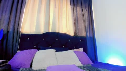 lesly lorena online show from 04/07/26, 07:14