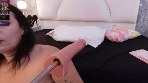 Lorena Gate online Colombia 230 pm to 930 pm online show from 04/01/26, 12:22