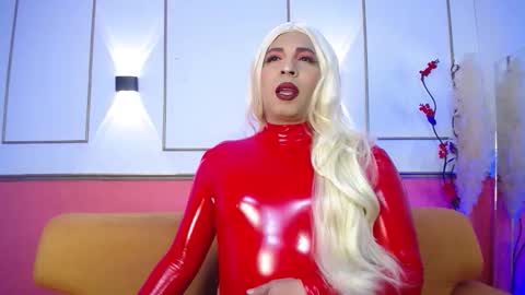 Snapshot of lorena_sexy__ chatting on 10/05/25, 02:37 lorena_sexy__ online show from 10/05/25, 02:37