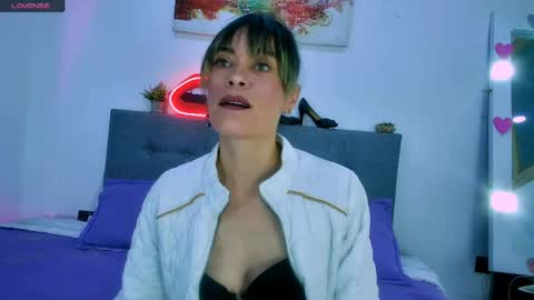 lorena_sweet3 online show from 04/24/26, 01:46