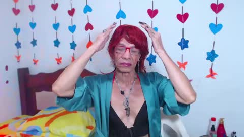 Lorena Capelli online show from 05/08/26, 12:10