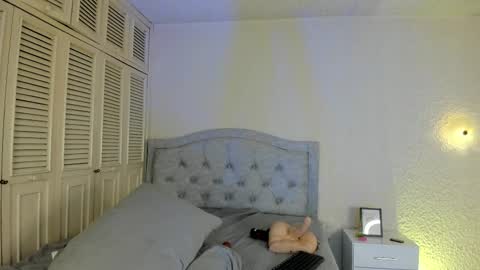 Loren Allen  online show from 02/17/25, 06:31