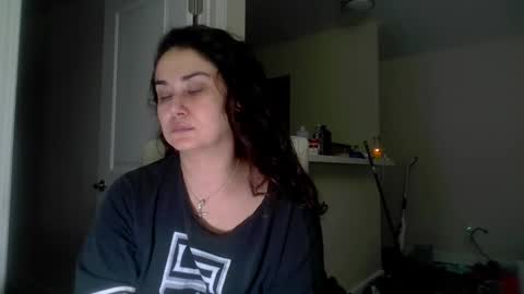 lorenlovely online show from 12/17/25, 10:05