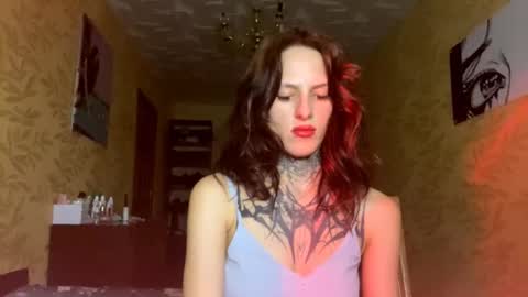 lorenrutty online show from 11/30/25, 05:17