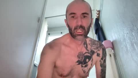 lorenzo44300 online show from 12/15/25, 03:49