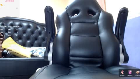 Snapshot of lorenzoreyes_ chatting on 09/10/25, 05:02 LorenzoReyes online show from 09/10/25, 05:02