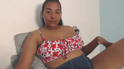 Snapshot of loretta_ chatting on 06/24/26, 09:14 Loretta Gmez online show from 06/24/26, 09:14