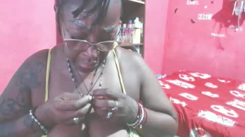loretybighot online show from 05/09/26, 11:59